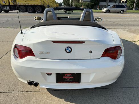 Used 2006 BMW Z4 3.0si RWD image 6