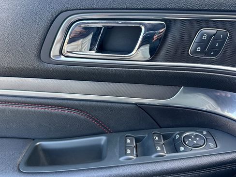 Used 2019 Ford Explorer Sport AWD/4WD image 14