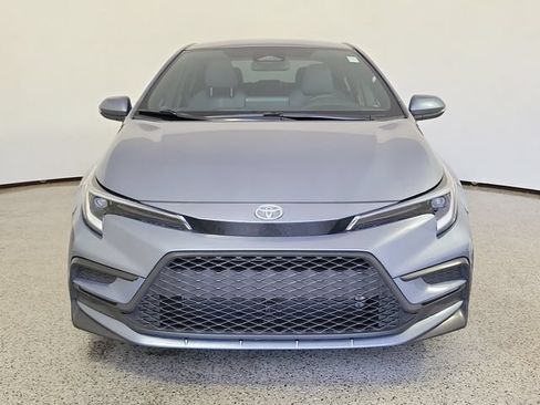 Used 2024 Toyota Corolla SE FWD image 3