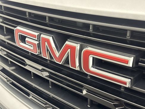 Used 2026 GMC Sierra 1500 Elevation AWD/4WD image 32