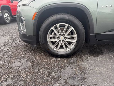 Used 2023 Chevrolet Traverse LT w/ LPO, Floor Liner Package AWD/4WD image 26