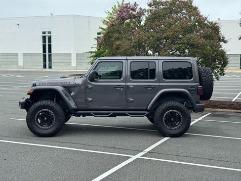 Used 2020 Jeep Wrangler Unlimited Rubicon AWD/4WD image 6