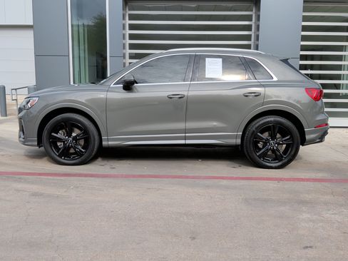 Certified 2022 Audi Q3 2.0T Premium Plus w/ Premium Plus Package image 7