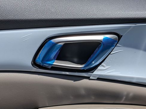 New 2026 Kia Carnival LXS FWD image 12