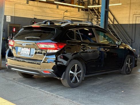 Used 2023 Subaru Impreza Premium image 3