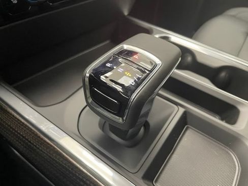 New 2026 Chevrolet Silverado 1500 RST w/ RST All Star Premium Package AWD/4WD image 7