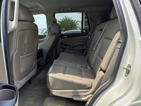 Used 2015 GMC Yukon SLT AWD/4WD image 25