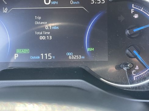 Used 2024 Toyota RAV4 SE AWD/4WD image 31