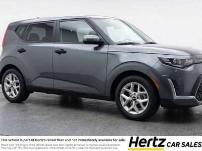 Used 2025 Kia Soul LX w/ LX Technology Package
