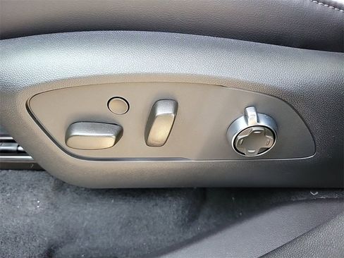 New 2026 Buick Enclave Avenir w/ Super Cruise Package image 17