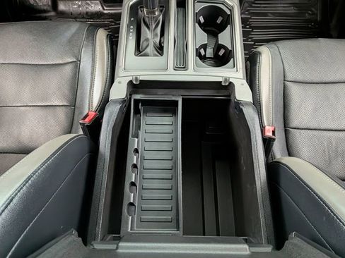 Used 2018 Ford F150 Raptor w/ Equipment Group 802A Luxury AWD/4WD image 33