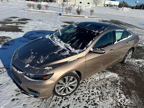 Used 2018 Chevrolet Malibu Premier w/ Premier Sun and Wheel Package image 26