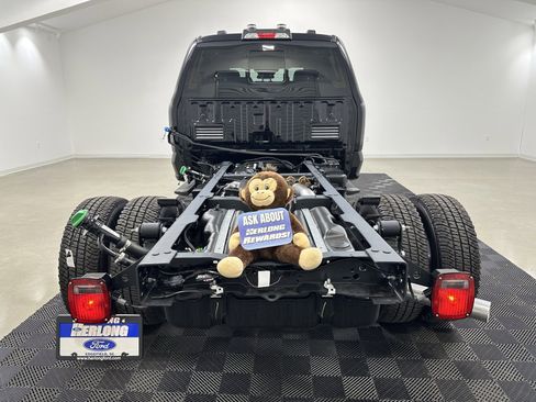 New 2025 Ford F350 XL w/ XL Chrome Package image 8