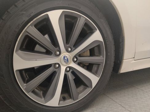 Used 2015 Subaru Legacy 3.6R Limited image 31