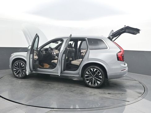 New 2026 Volvo XC90 B6 Plus w/ Protection Package Premier AWD/4WD image 40