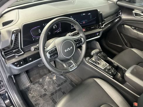 Certified 2025 Kia Sportage EX w/ Premium Package FWD image 13