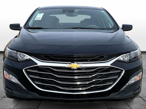 Used 2024 Chevrolet Malibu LT image 3
