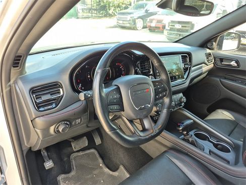 Used 2024 Dodge Durango GT image 9