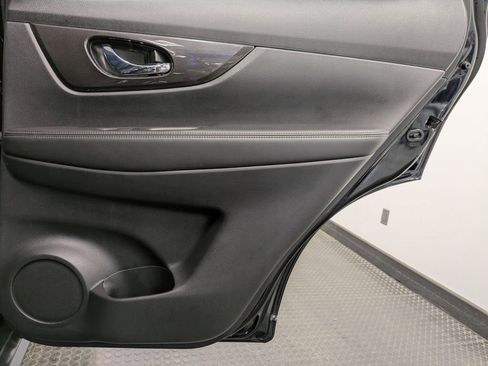 Used 2019 Nissan Rogue SV w/ Premium Package AWD/4WD image 26