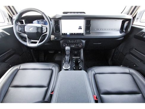 Certified 2026 Ford Bronco Badlands AWD/4WD image 10