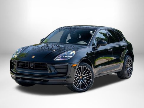 New 2026 Porsche Macan AWD/4WD image 2