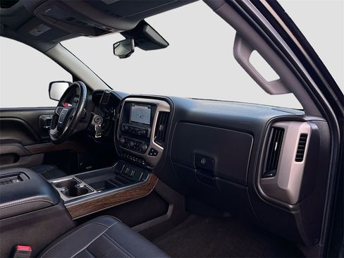 Used 2017 GMC Sierra 1500 Denali w/ Denali Ultimate Package image 30