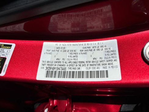 Used 2025 MAZDA MAZDA3 s image 34