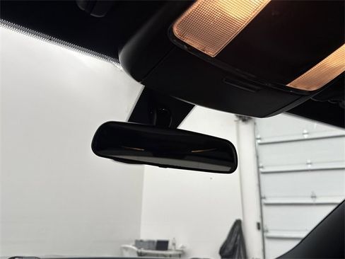 Used 2019 Dodge Charger SXT image 22