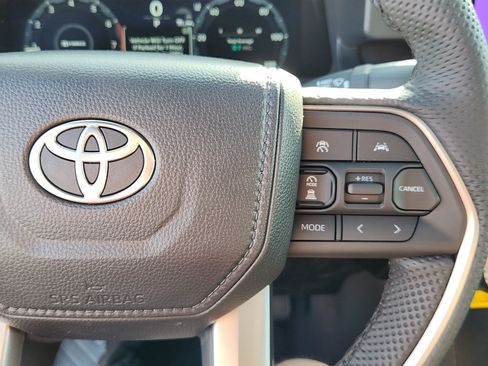 New 2026 Toyota Tacoma Limited AWD/4WD image 17