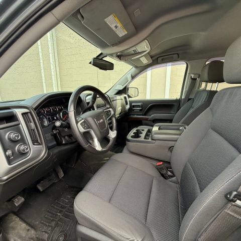 Used 2017 GMC Sierra 1500 SLE w/ SLE Value Package AWD/4WD image 9