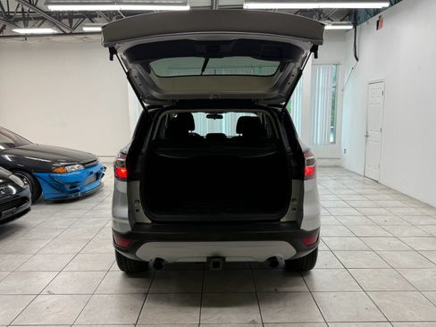 Used 2017 Ford Escape SE FWD image 20