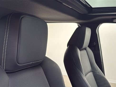 Certified 2025 Toyota 4Runner TRD Off-Road Premium image 19