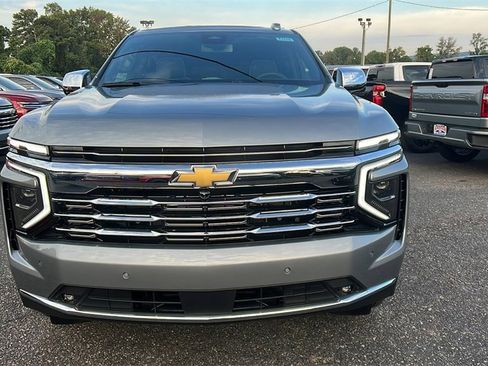 New 2026 Chevrolet Suburban Premier w/ Sun And Tow Package image 2