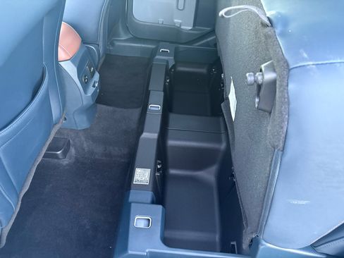 Used 2024 Ford Maverick Lariat image 36