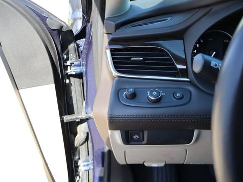 Used 2017 Buick LaCrosse Essence w/ Sun and Shade Package FWD image 28
