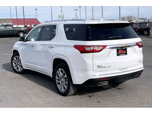 Used 2020 Chevrolet Traverse Premier image 13