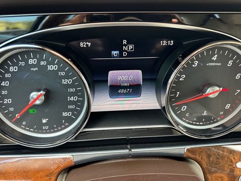 Used 2017 Mercedes-Benz E 300 E 300 image 14