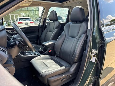 Used 2022 Subaru Forester Touring AWD/4WD image 5