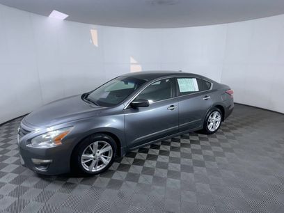 Used 2014 Nissan Altima 2.5 SV