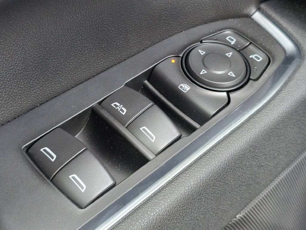 Used 2026 Chevrolet Silverado 1500 LT AWD/4WD image 28