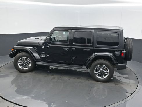 Certified 2022 Jeep Wrangler Unlimited Sahara image 41