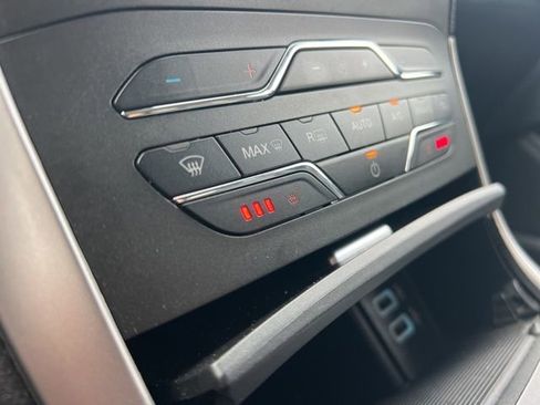 Used 2017 Ford Edge SEL w/ Equipment Group 201A image 23