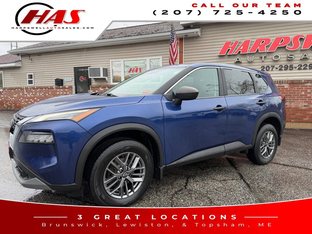 Used 2023 Nissan Rogue S AWD/4WD image 2