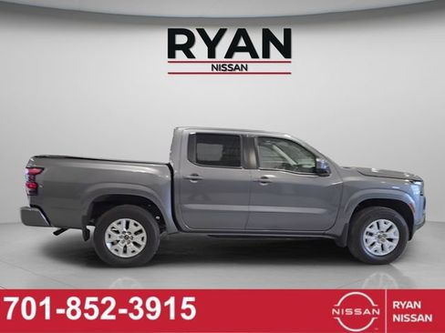 Certified 2023 Nissan Frontier SV w/ SV Convenience Package AWD/4WD image 6