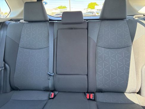 Used 2025 Toyota RAV4 XLE image 13