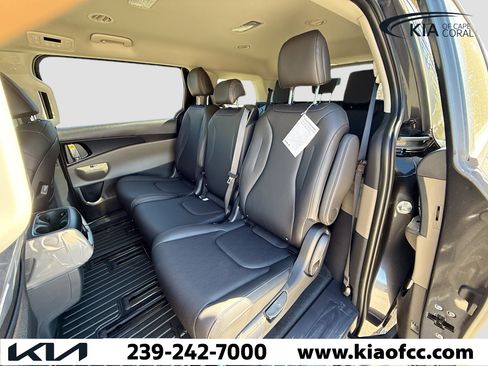 New 2026 Kia Carnival image 21