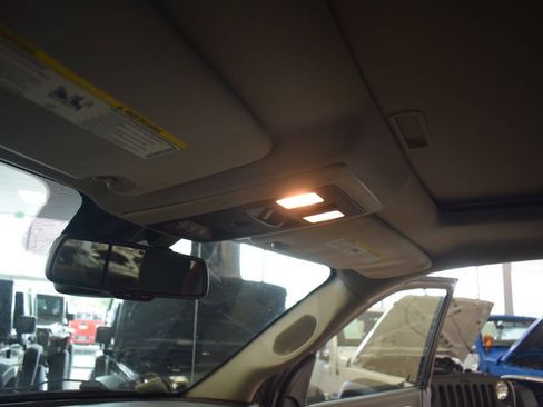 Used 2015 RAM 1500 Big Horn AWD/4WD image 34