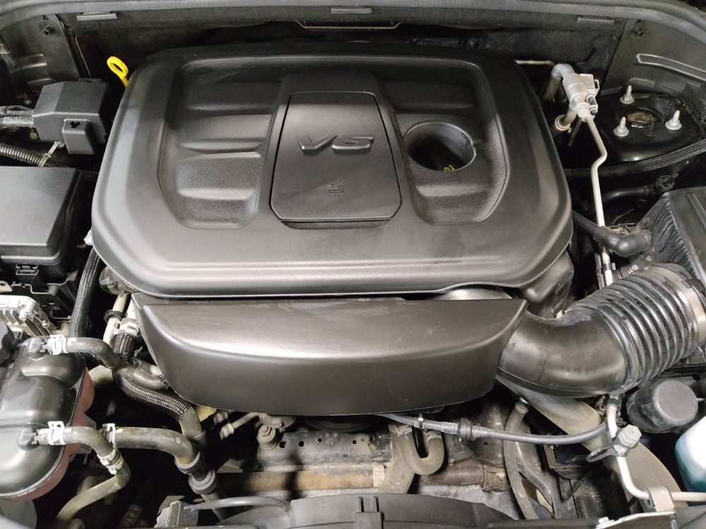 Used 2019 Jeep Grand Cherokee Laredo w/ Laredo X Package RWD image 30