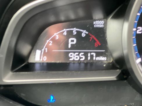 Used 2019 Toyota Yaris LE image 21