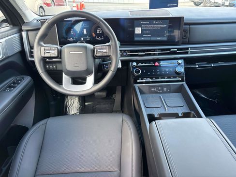 Certified 2025 Hyundai Santa Fe SEL image 13